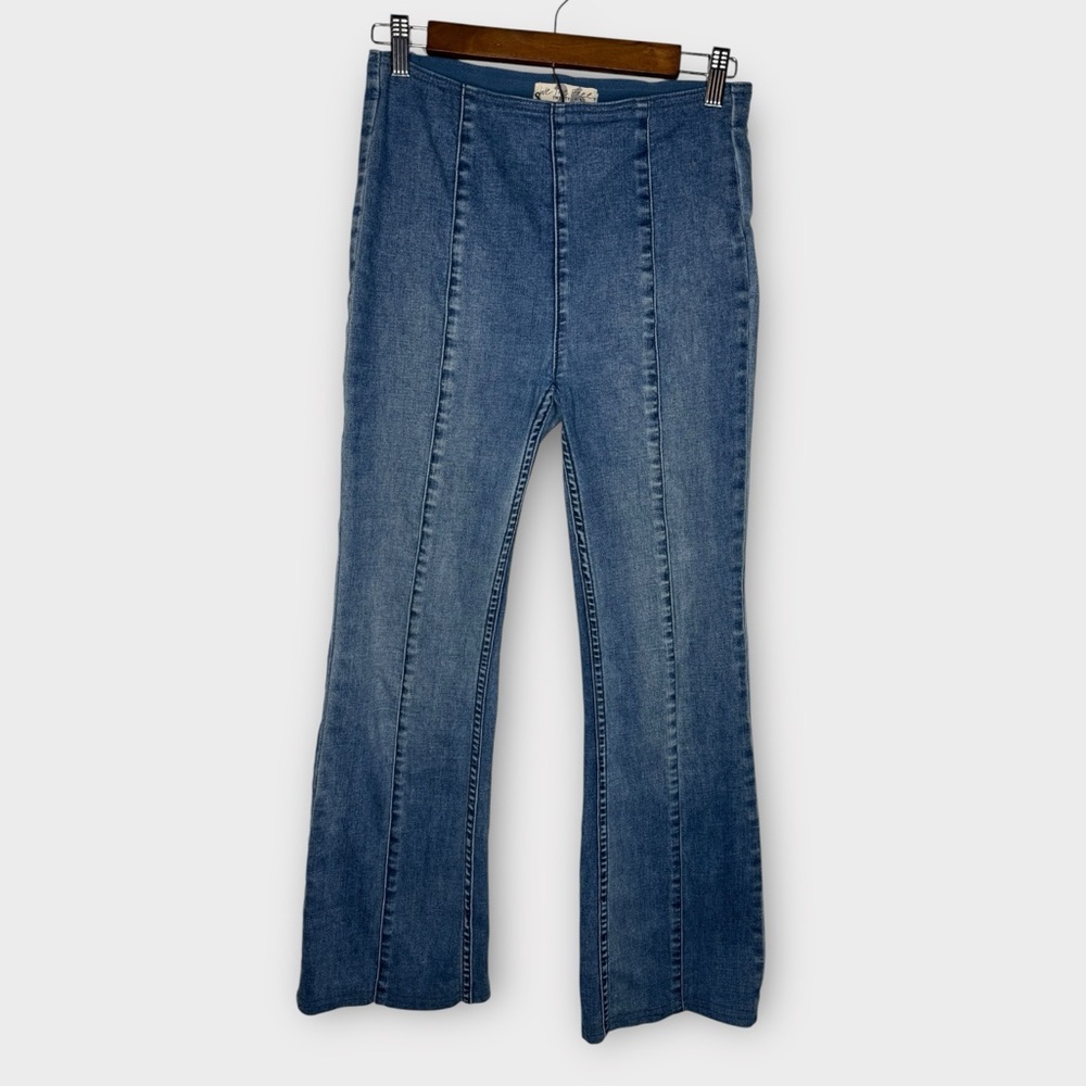 We The Free People Slim Pull On Flare Leg Seamed Jeans Medium Wash 2 26 Regular - Picture 2 of 9